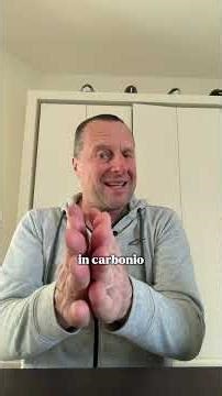 Aprilia RSV4 X 250TH: la risposta estrema a Ducati Superleggera V4? 🔥