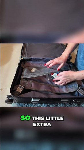 LEVEL8 GRACE HARD SHELL CARRY ON LUGGAGE Review | Thoughtful Bonuses & Toiletry Pocket | Doug & Niki
