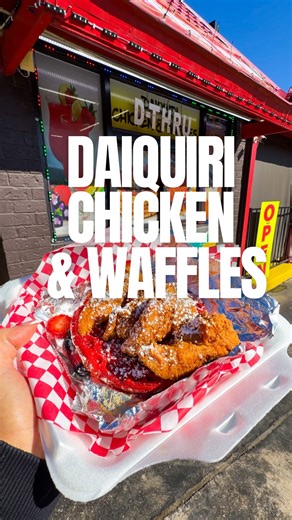 ✨ There is a Hidden Gem Drive-Thru Chicken & Waffles Spot with $1 Wings and $5 Daiquiris ✨ We found the best comfort food & daiquiri deals in DFW! @daiquirichickenandwaffles is serving mouthwatering fare and daily specials in Lewisville! From Chicken & Waffles to Catfish, Wings & Po’Boys, pair your flavorful Daiquiri with bold indulgent eats! What You’ll Find at Daiquiri Chicken & Waffles 📣 Happy Hour Deals: Daily 3-10pm - $4.99 16oz Daiquiris, $20 Gallons & Deals on All Sizes 🍗 $1 Wings: Mon-