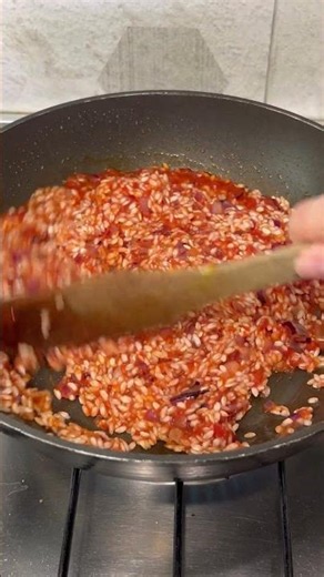 Pizzaiola-style pan risotto #thewarmtasteofthesouth