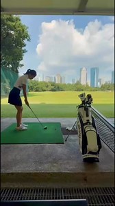 PHENOM STRIKES A day after leading the Creamline Cool Smashers to a bronze medal finish at the Philippine Volleyball League On Tour, Alyssa Valdez grabbed the chance to try out her fitted Callaway Elyte clubs at the Wack Wack driving range #secondsport #CreamlineCoolSmashers #Phenom #golfislife | INQUIRER GOLF