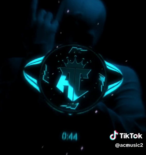 Top Songs to Enjoy with Headphones