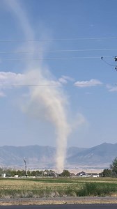 A MONSTER DUST DEVIL IN GRANTSVILLE 🌪️ Check out this incredible dust devil spinning up in Tooele County earlier today! It kicked up quite a scene near Grantsville — and you can really see the power in that circulation. Dust devils like this usually form on hot, calm afternoons when rising heat meets just enough spin in the atmosphere. 🎥 Courtesy: Tarl Lewis 📍Grantsville, Utah 🔥 Classic summer heat dry ground = nature's wild side Have you ever seen one this big? #UTwx #DustDevil #Grantsville