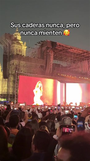 Shakira Brilla en el Zócalo: Un Show Inolvidable