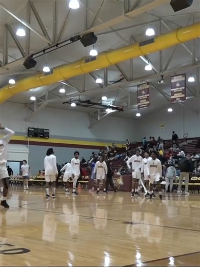 Beaumont United with a big second half to get past Barbers Hill and remain in 2nd place in District 19-5A.