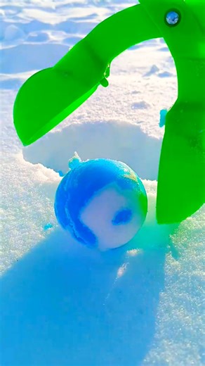 FROZEN SNOWBALL? 💎 🔵 Most Satisfying Snowball Maker ASMR #asmr #shorts #diy #satisfying #ice