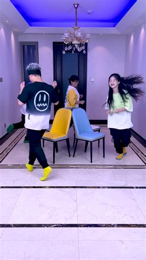 family games media (@family.games.medi)’s videos with original sound - family games media