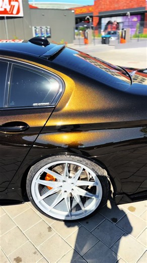 V8 Power MDN viral car clip