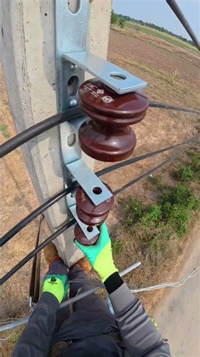 Do you still use this in your country? #lineman #safety #safetypro #linemansafety
