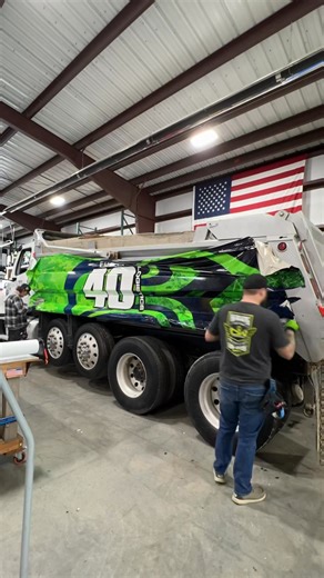 Making dump trucks cool | CW Wraps