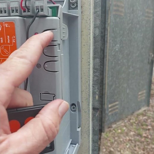 How to add new remote to Nice CL203 gate controller