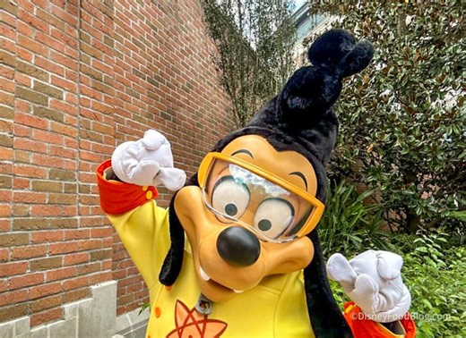 SPECTACULAR SOUVENIR NEWS: An Exclusive Disney Popcorn Bucket Is Coming SOON | the disney food blog