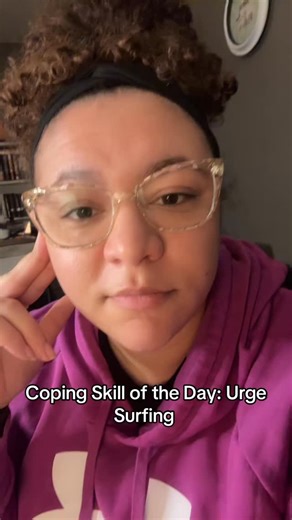 Thoughts From a Therapist on Instagram: "Urges can feel loud, demanding, and urgent — like you have to do something right now to make the feeling stop. Urge surfing reminds us that urges are not commands, they’re sensations. They rise, they peak, and they fall whether we act on them or not. When you pause, breathe, and ride the wave instead of fighting it or giving in, you teach your nervous system that discomfort is survivable. Progress isn’t about never having urges — it’s about learning you d