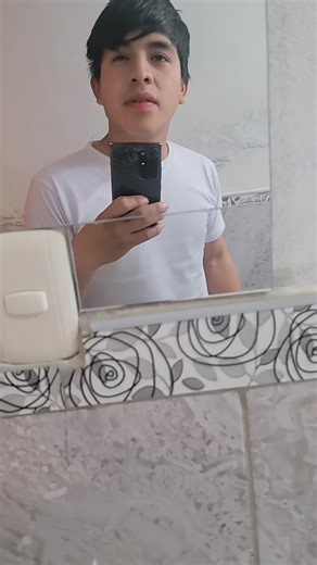 Videos de Percy Isuiza (@percyisuiza20) con “sonido original - trapmuusic”