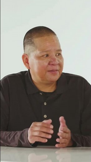 Kids Meet a Basketball Player with Elmo!