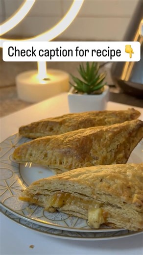 Quick and easy cheese puff pastry✨ #cheesepuffs #snacks #shorts #vitalshorts #quickrecipe #foodie