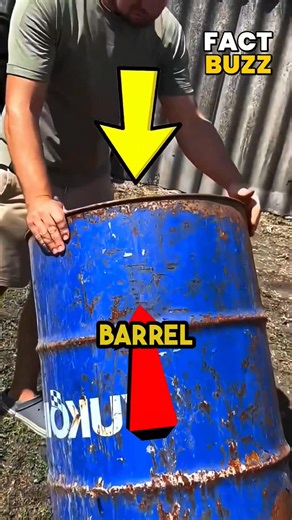 Barrel accident turns into a stunning DIY chair! 🪑✨ | How