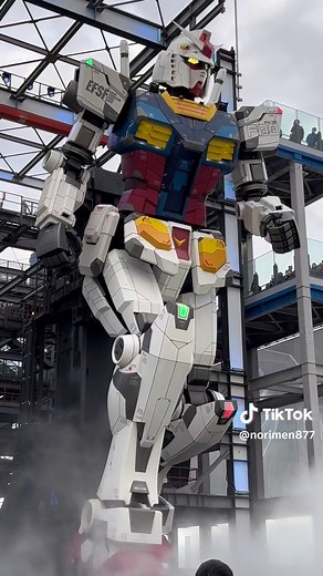 ガンダム ファクトリー横浜にて撮ってきたものです。建造物としてのガンダム....ですが、やはり18mもある巨大な物が動くって凄い。これを成し遂げる技術もまた凄い。3/31までということなので多くの人に生でみて頂きたいなあと思います。 #ガンダム #ガンダムファクトリー横浜 #機動戦士ガンダム #横浜 #gundamfactoryyokohama #gundam #yokohama #rx78f00