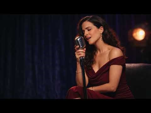 María Valiente – Copa Vacía | Balada Jazz de Desamor
