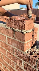 123K views · 2.1K reactions | All happening here…#viral #bricklayer #tutorial #asmr #bricklayers #construction #satisfying #brick #tips #Australia | Ilaybrix | Facebook
