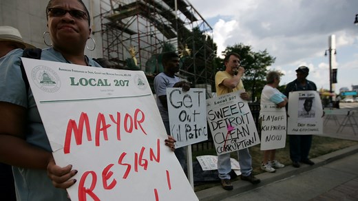 Detroiters react to Kwame Kilpatrick-Christine Beatty text-messages