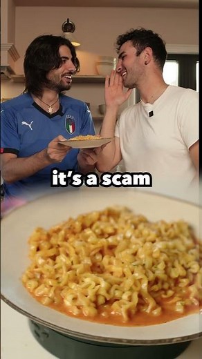 ITALIANS VS BULDAK CARBONARA ‪@Lionfield‬