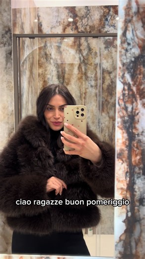 Super promo in arrivo .. a partire da lunedì 2 febbraio su savethefox.it ♥️