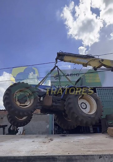 New Holland Tm 140- Disponível para retirada de peças 🚜 . 📲Contatos: (62) 99851-9887 (62) 99677-9501 ・ 📍Goiânia(GO) . . . . #vendasdepeçasusadas #trator #agropecuaria #MasseyFerguson #valtra #newholland #johndeere