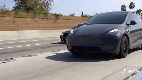 Legendary R34 with CRAZY Turbo Sound Experience