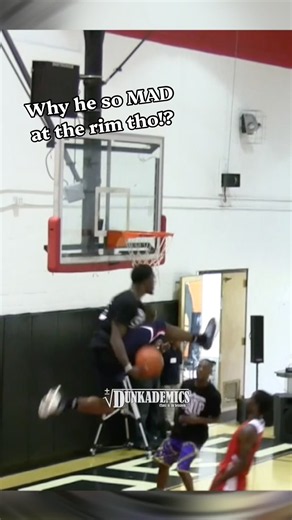 BEST Streetball Dunker Doug Anderson ‪@courtkingz‬
