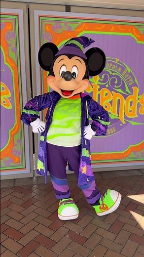 Celebrate Happy with Mickey Mouse at Disneyland🥁 #disney #disneyland #disneyland70 #mickeymouse