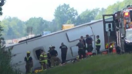 Multiple deaths after Niagara Falls tour bus crashes