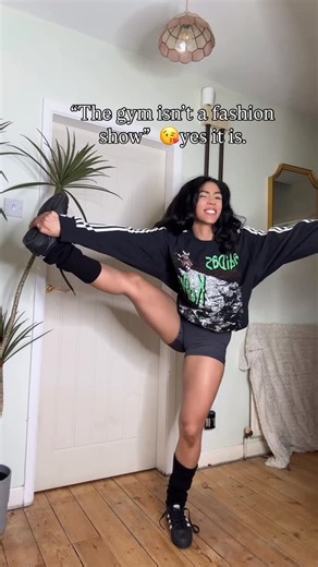 SUNPI on Instagram: "When gamers lift: It’s been a while but here’s an average gym fit 🥲 The cuter I feel the harder I work out 🧐 Tags #gymfits #gymout #gymoutfit #gyminspiration #gymfits #gymoutfits #gymoutfitinspo #gymreels #gymgirl #gymbunny #gymrat #legday #gluteday #gymgirls"