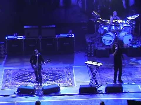 System Of A Down - Sad Statue (Live Debut!) [BRIXTON ACADEMY 2005]