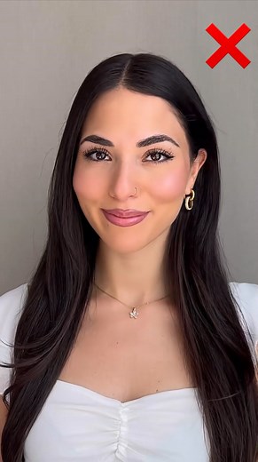 60K views · 891 reactions | When you want to wear your hair down but out of your face 欄 #hairstyletutorial #easyhairstyles #hairhacks #hairinspo #easyhairstyles #hairtok #hairideas #contentcreator #longhairstyles | Edwards Reeva | Facebook