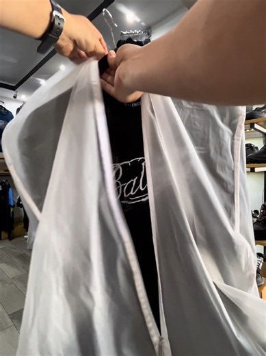 Elevate Your Style with a Black Urban T-Shirt