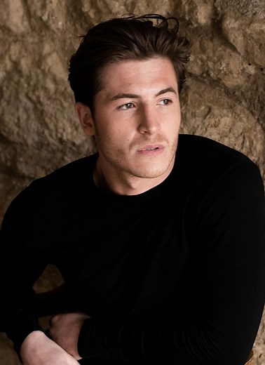 Kieron Moore | Actor