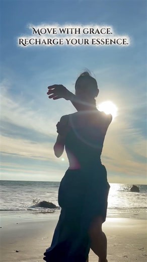 Deer Qigong for Longevity & Vitality | Deer Slaps Its Legs