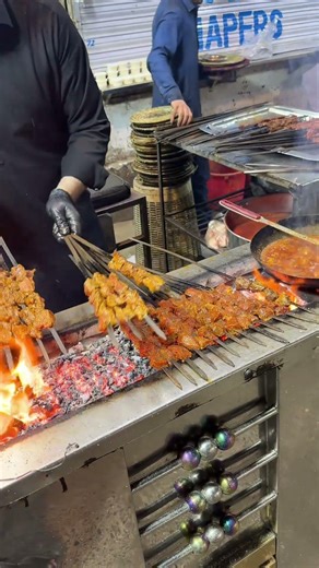 Beef Tikka And Beef Karahi Making Process 😮 #shortsviral #streetfood
