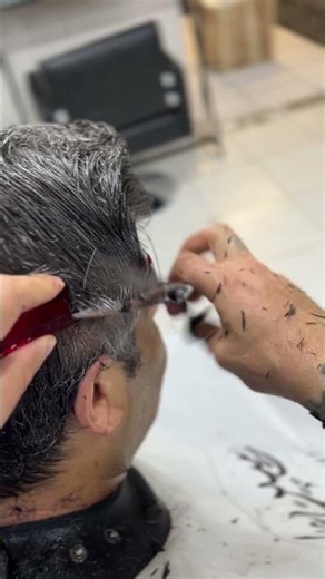 Haircut using the Over Comb technique ✂️ When details matter🔥 #overcomb #barber #haircut #menshair