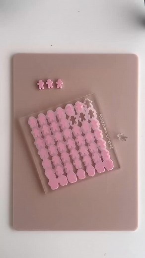 14K views · 303 reactions | CAUTION….you might accidentally fall hard, and enter a whole new world of Mini making chocolate addiction. … Want an adorable, easy and fun way to add the cutest one of a kind chocolate sprinkles to your Christmas desserts…Gingerbread MINI Choc! Pop! Bites! When she is not only teeny tiny, but Pink! Mini Gingy Choc Pop! Bite template is currently being ‘baked’ at Sweetly Impressed, watch our stories for the release date! | Sweetly Impressed | Facebook