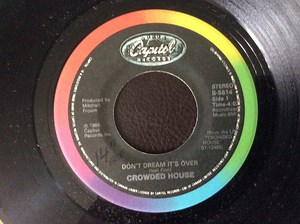 Crowded House - Don't Dream It's Over