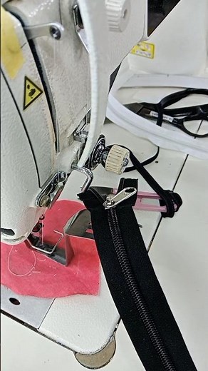 install the zipper pull #sewingtutorial