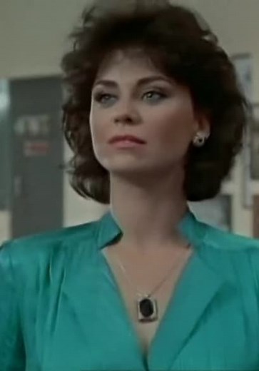 1st & Ten S01:E01 - By the Bulls (Pilot)