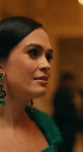 He Asked to Play the Piano — The Billionaire's Reaction Said Everything