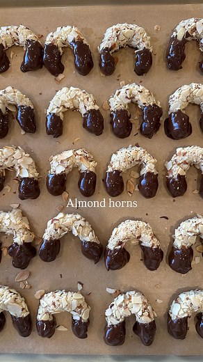 645K views · 5.1K reactions | 6 INGREDIENTS Almond Horn Cookies, just...