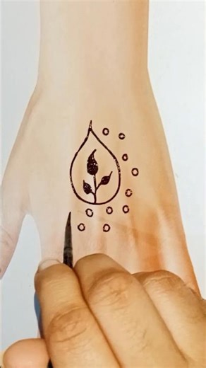 Backhand Mehandi Design Tutorial #BackhandMehandi#HennaTutoria#lastestMehndi#EidMehandiTotorial