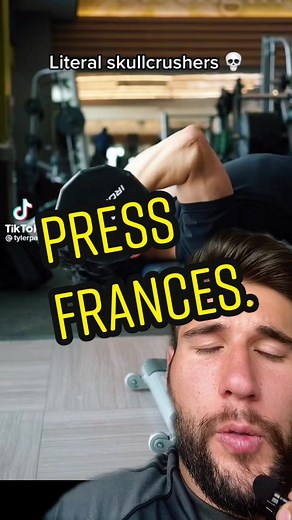 Mejores técnicas para hacer Skull Crushers en el gimnasio