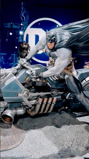 Exclusive Look at Batman: White Knight (Batcycle Edition) | XM Studios | DC Comics Collectible