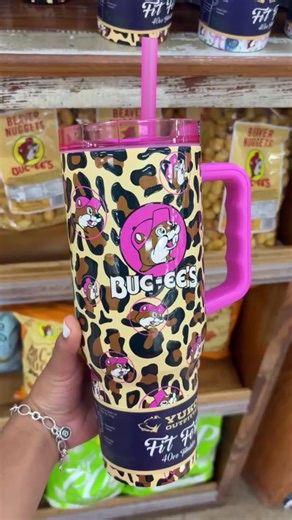 Cute Buc-ee’s Cup Moments